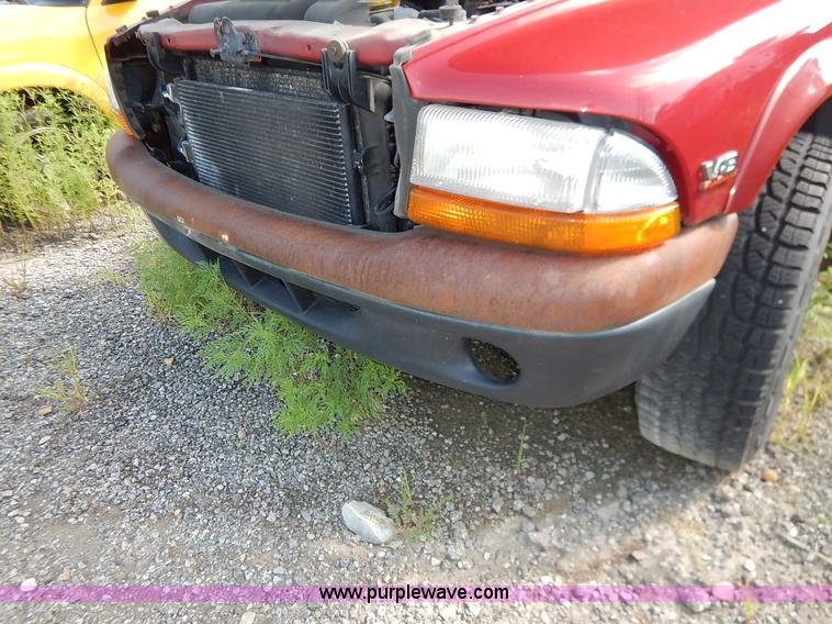 image for item K1559 2000 Dodge Durango SUV