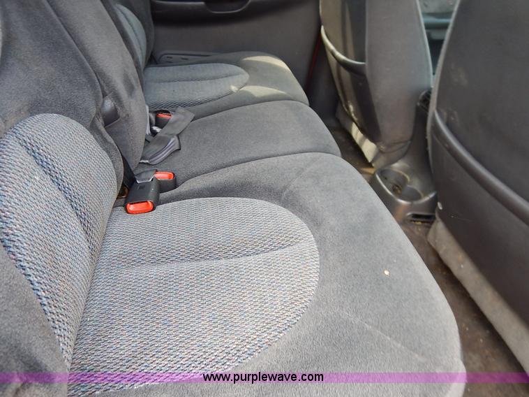 image for item K1559 2000 Dodge Durango SUV