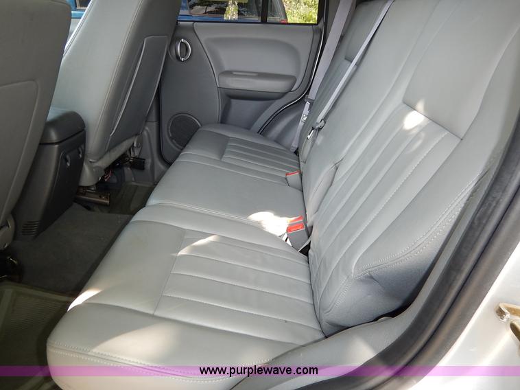 image for item K1562 2006 Jeep Liberty Limited SUV