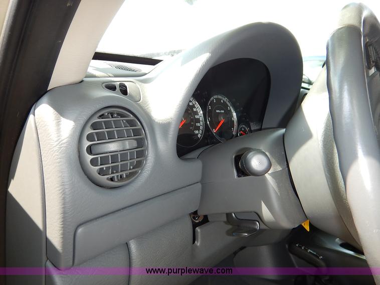 image for item K1562 2006 Jeep Liberty Limited SUV