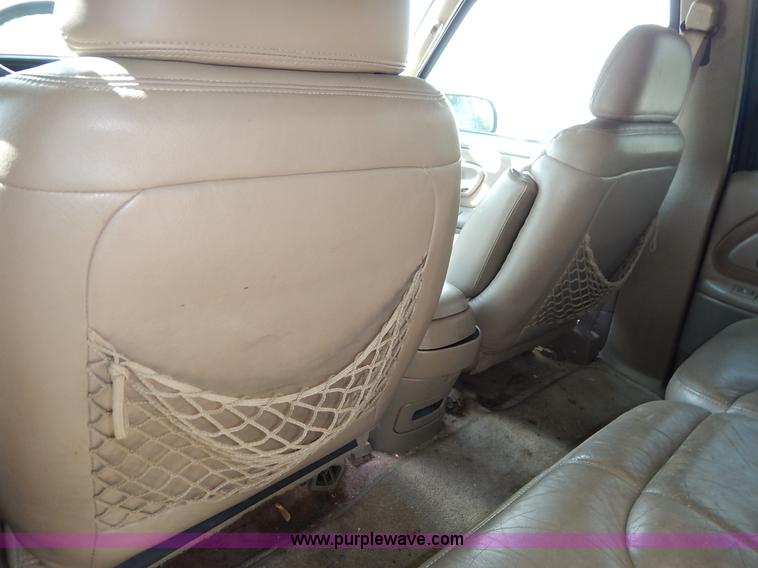 image for item K1563 1998 Chevrolet Tahoe LT SUV