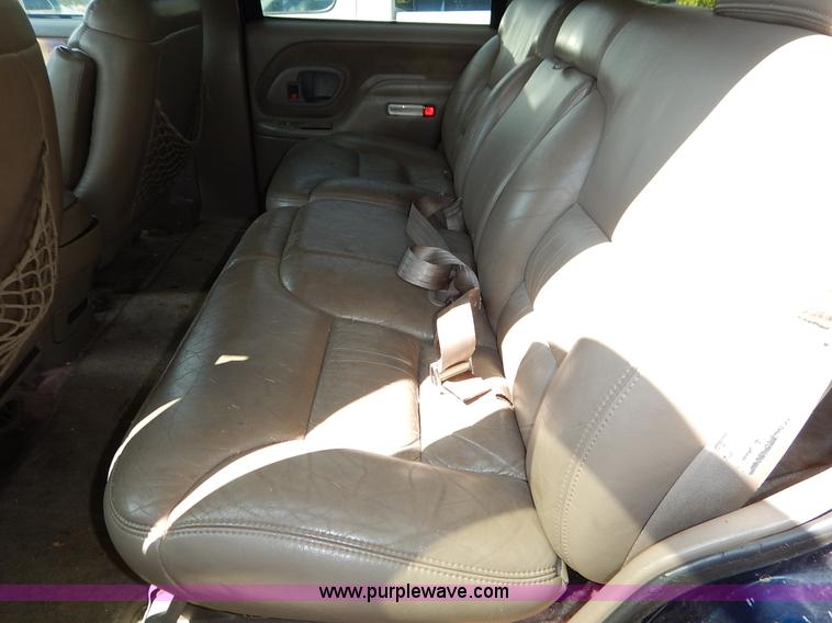 image for item K1563 1998 Chevrolet Tahoe LT SUV