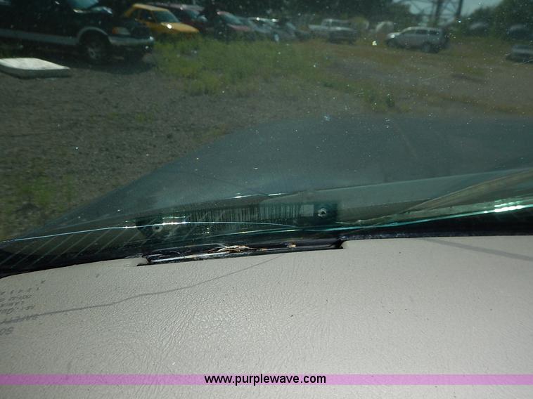 image for item K1563 1998 Chevrolet Tahoe LT SUV