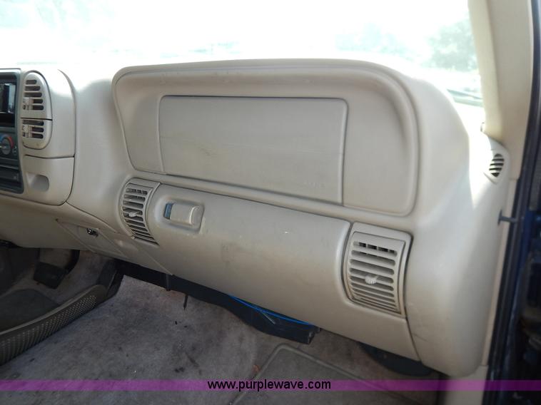 image for item K1563 1998 Chevrolet Tahoe LT SUV