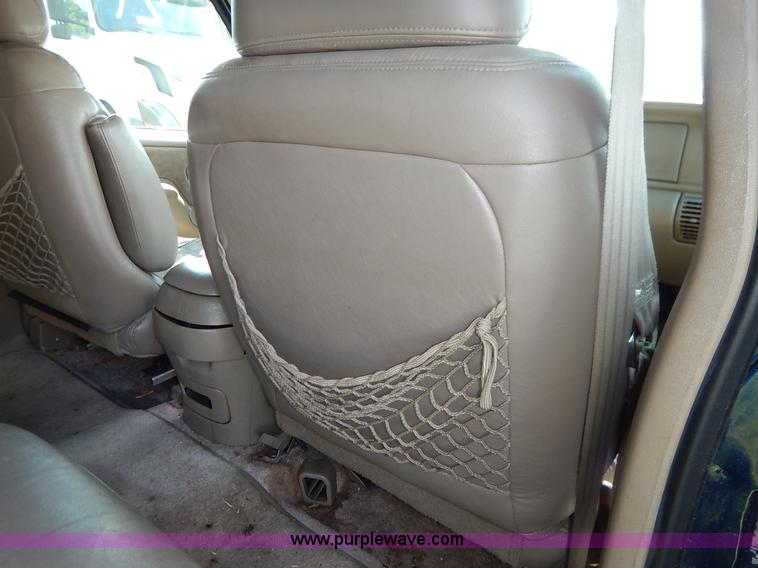 image for item K1563 1998 Chevrolet Tahoe LT SUV