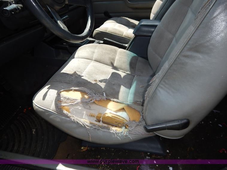 image for item K1564 1994 Jeep Cherokee Sport SUV