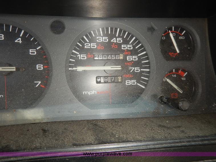 image for item K1564 1994 Jeep Cherokee Sport SUV