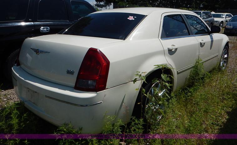 image for item K1565 2006 Chrysler 300 Limited