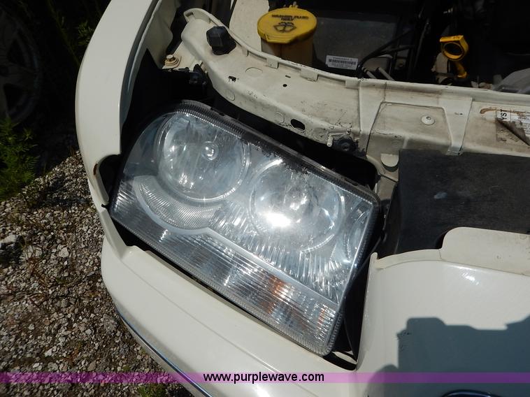 image for item K1565 2006 Chrysler 300 Limited