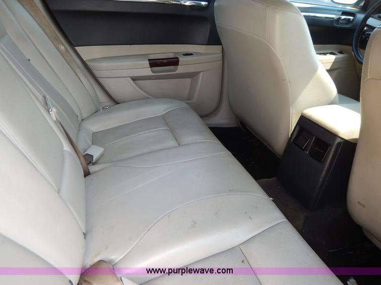 image for item K1565 2006 Chrysler 300 Limited