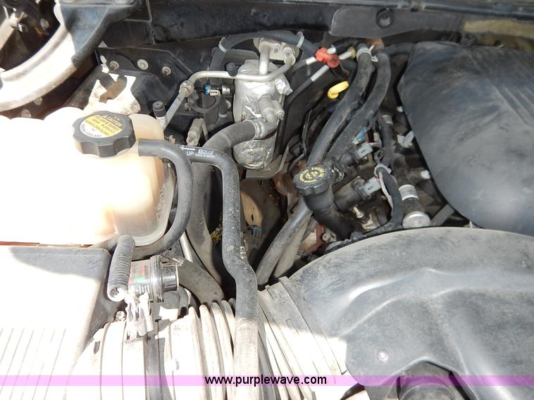 image for item K1566 2001 Chevrolet Tahoe LT SUV