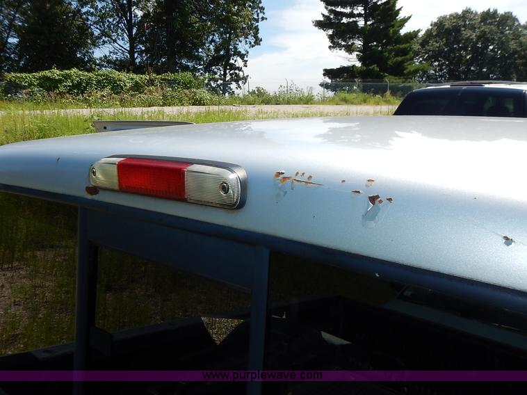 image for item K1568 2002 Ford Ranger XLT SuperCab pickup truck