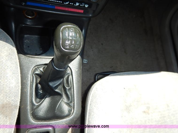 image for item K1569 1996 Saturn SL SL1