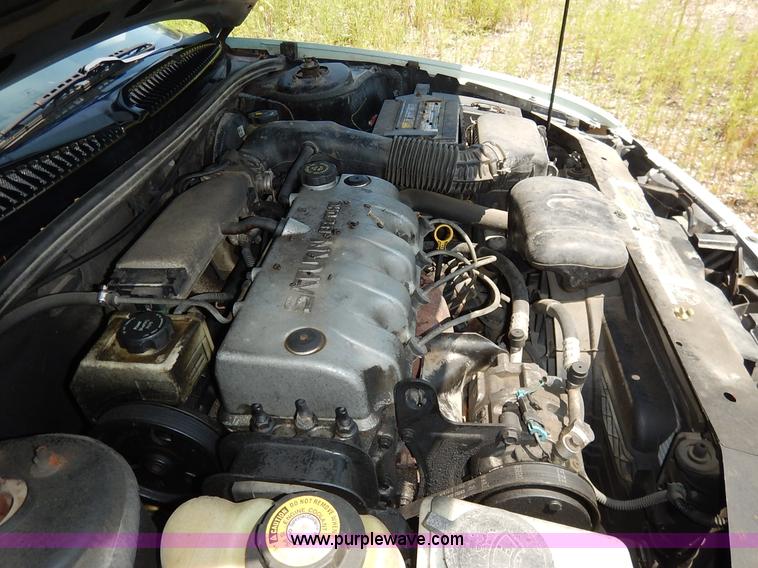 image for item K1569 1996 Saturn SL SL1