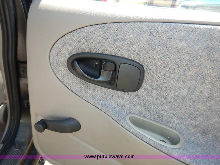 image for item K1569 1996 Saturn SL SL1
