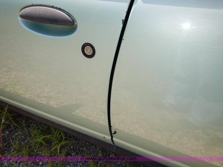 image for item K1569 1996 Saturn SL SL1
