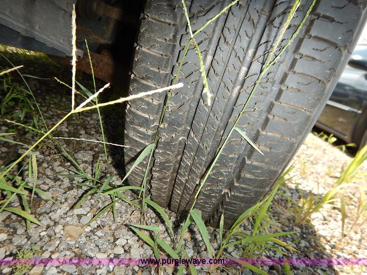 image for item K1572 1999 Toyota RAV4 SUV