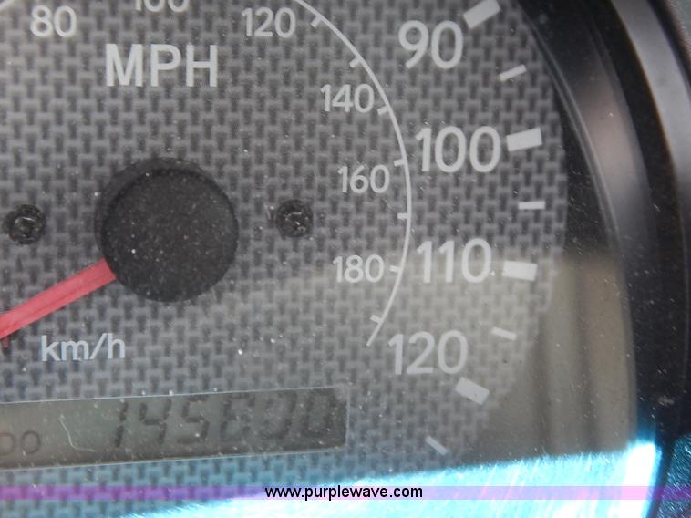 image for item K1572 1999 Toyota RAV4 SUV