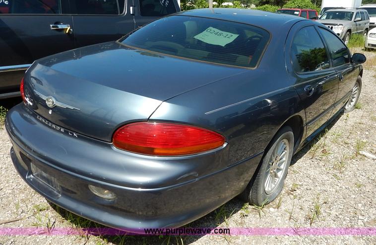 image for item K1573 2003 Chrysler Concorde LX