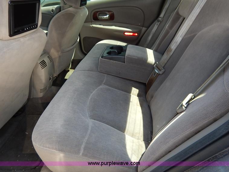 image for item K1573 2003 Chrysler Concorde LX