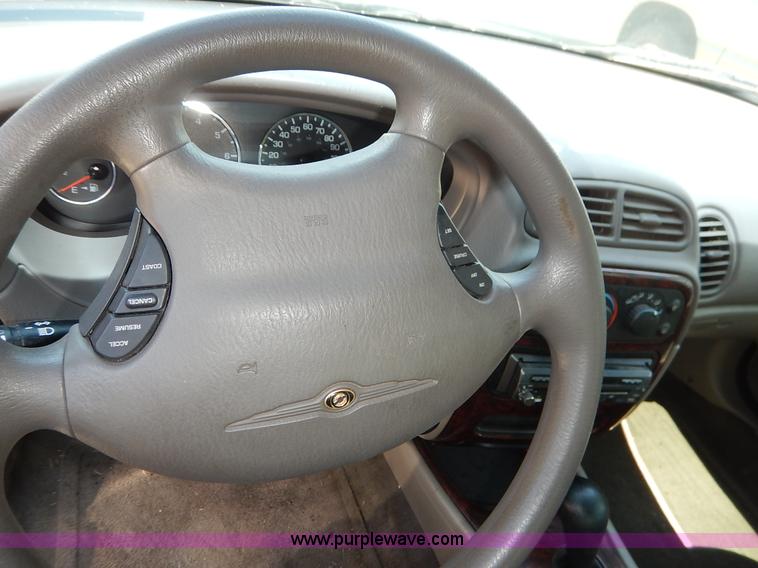 image for item K1573 2003 Chrysler Concorde LX