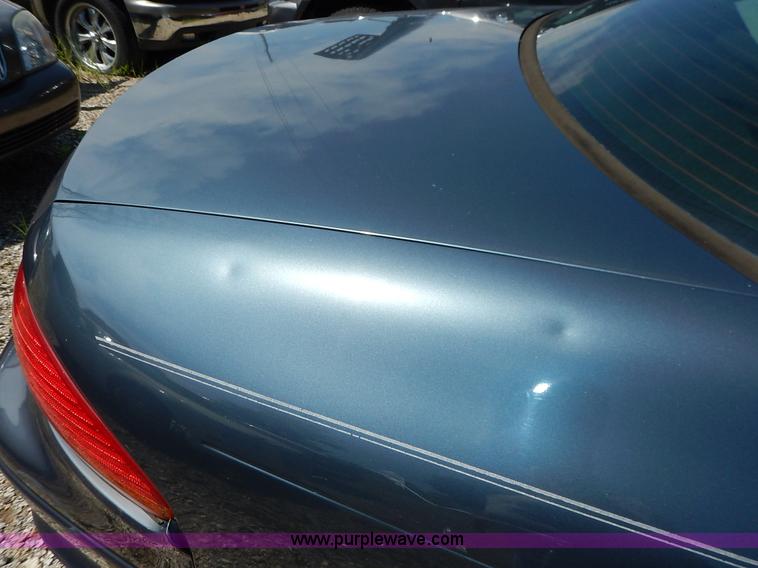 image for item K1573 2003 Chrysler Concorde LX