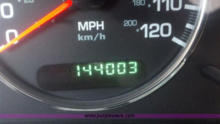 image for item K1573 2003 Chrysler Concorde LX