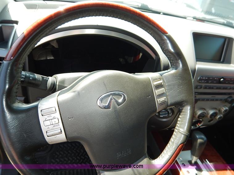 image for item K1574 2006 Infiniti QX56 SUV