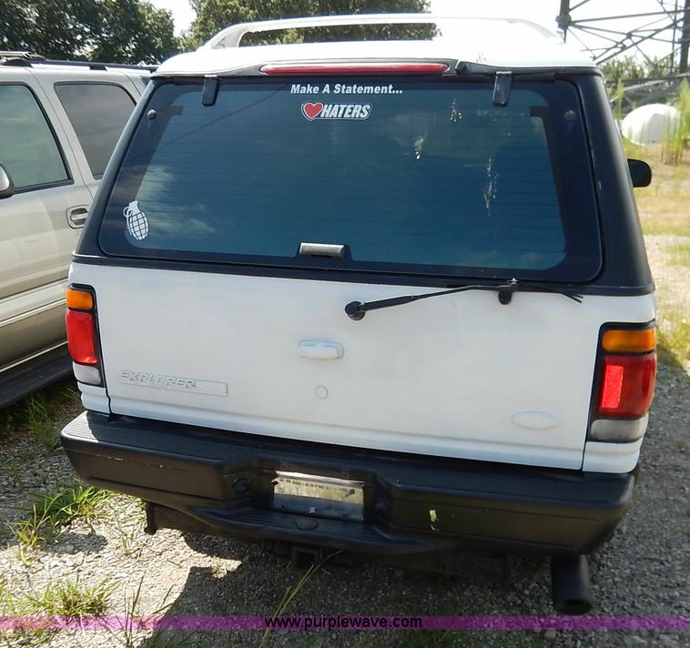 image for item K1576 1997 Ford Explorer SUV