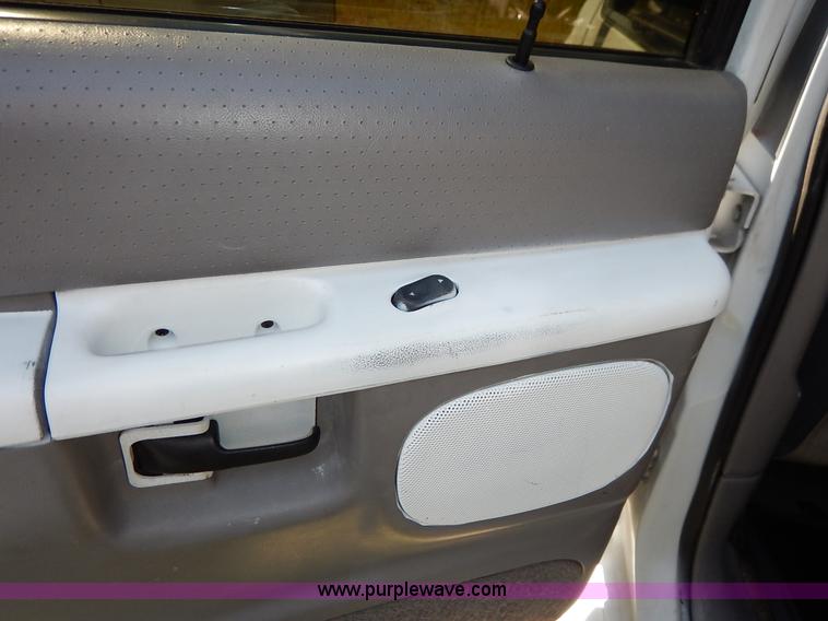 image for item K1576 1997 Ford Explorer SUV