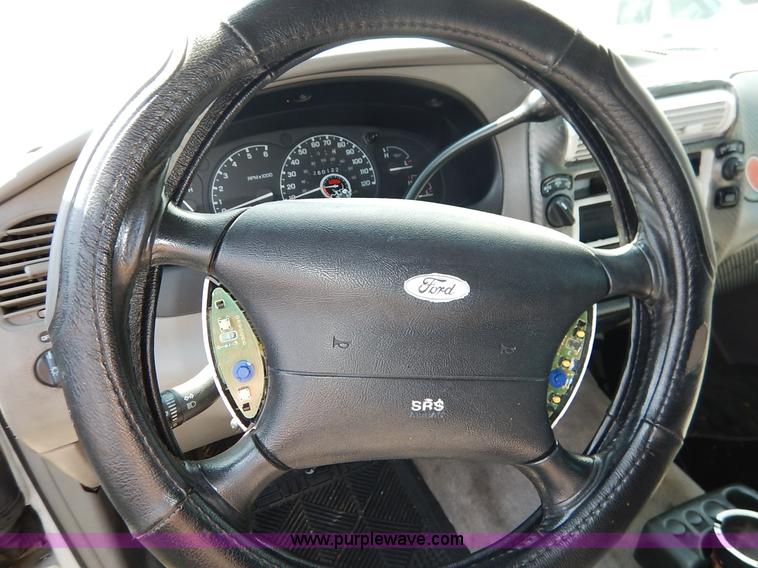 image for item K1576 1997 Ford Explorer SUV