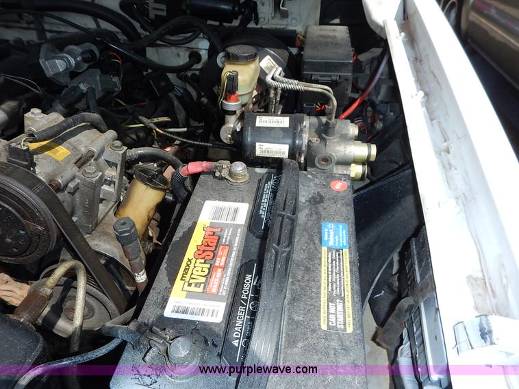 image for item K1576 1997 Ford Explorer SUV