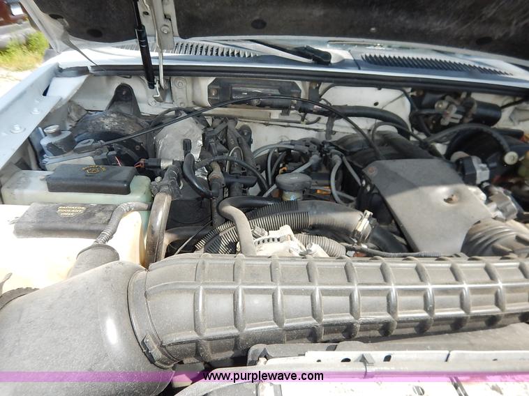 image for item K1576 1997 Ford Explorer SUV