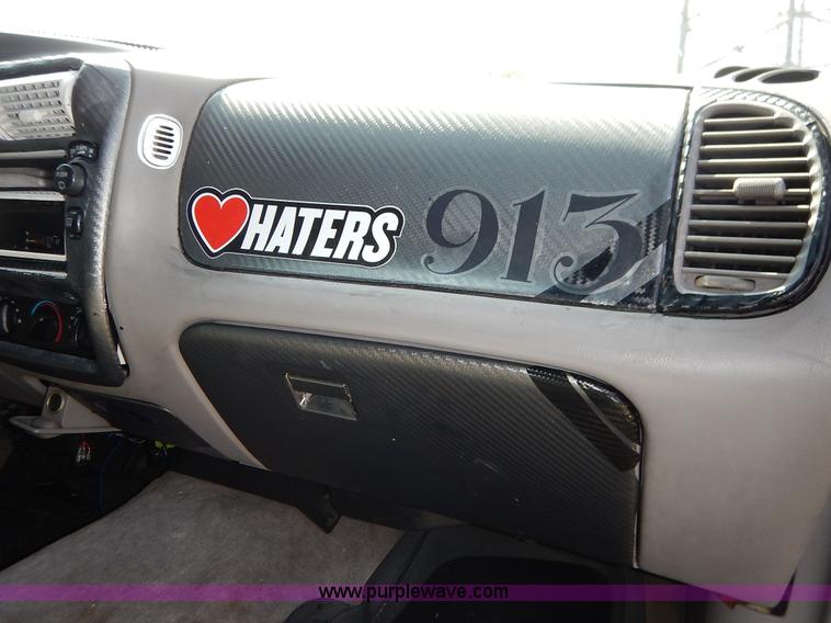 image for item K1576 1997 Ford Explorer SUV