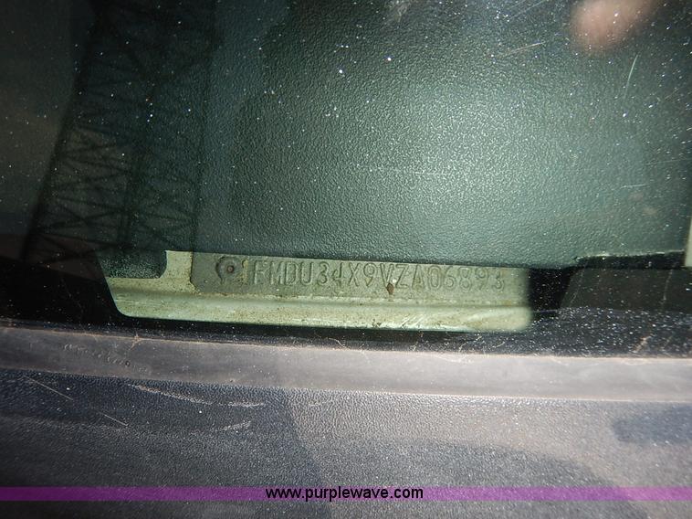 image for item K1576 1997 Ford Explorer SUV