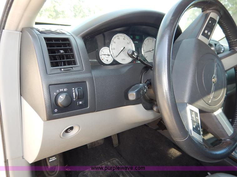 image for item K1579 2007 Chrysler 300