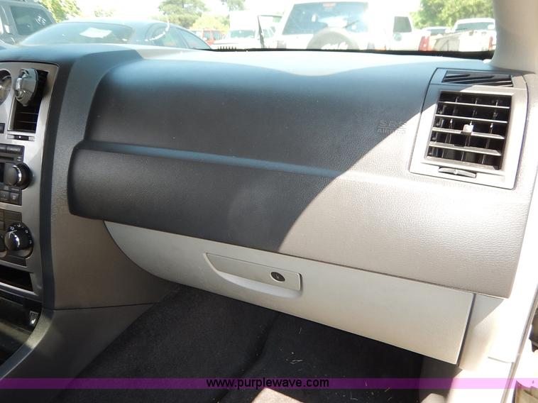 image for item K1579 2007 Chrysler 300