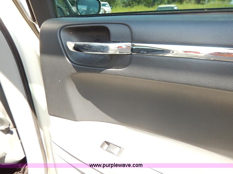 image for item K1579 2007 Chrysler 300