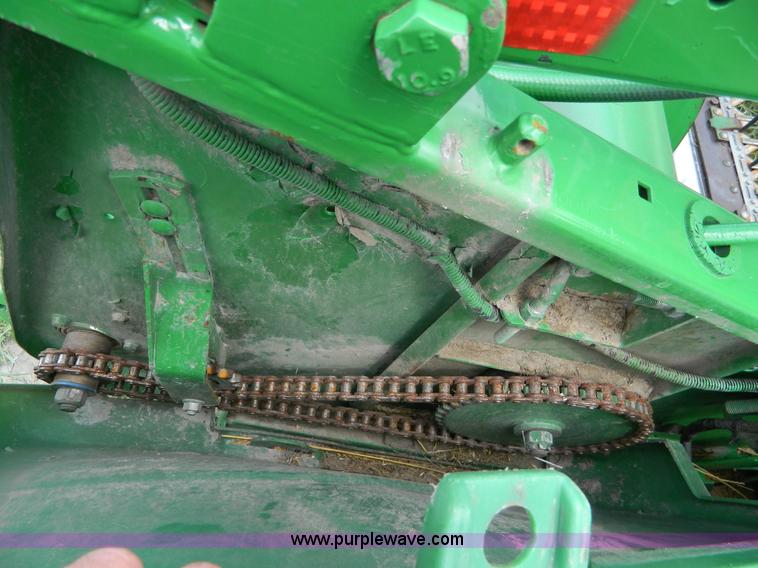 image for item BJ9058 2000 John Deere 930F flex head