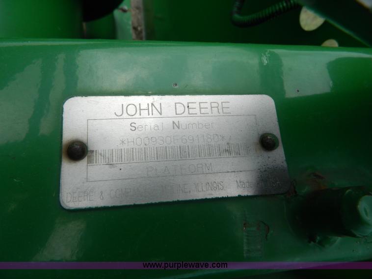 image for item BJ9058 2000 John Deere 930F flex head