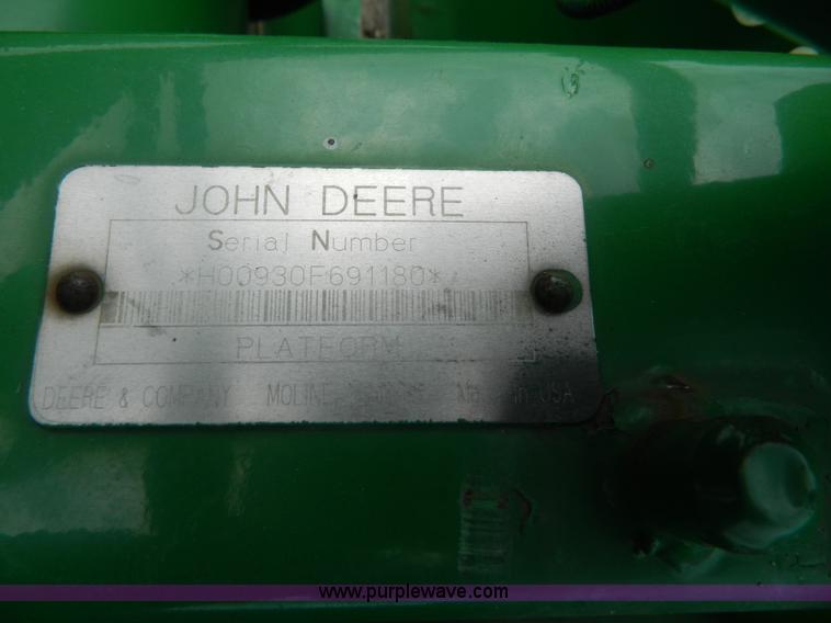 image for item BJ9058 2000 John Deere 930F flex head