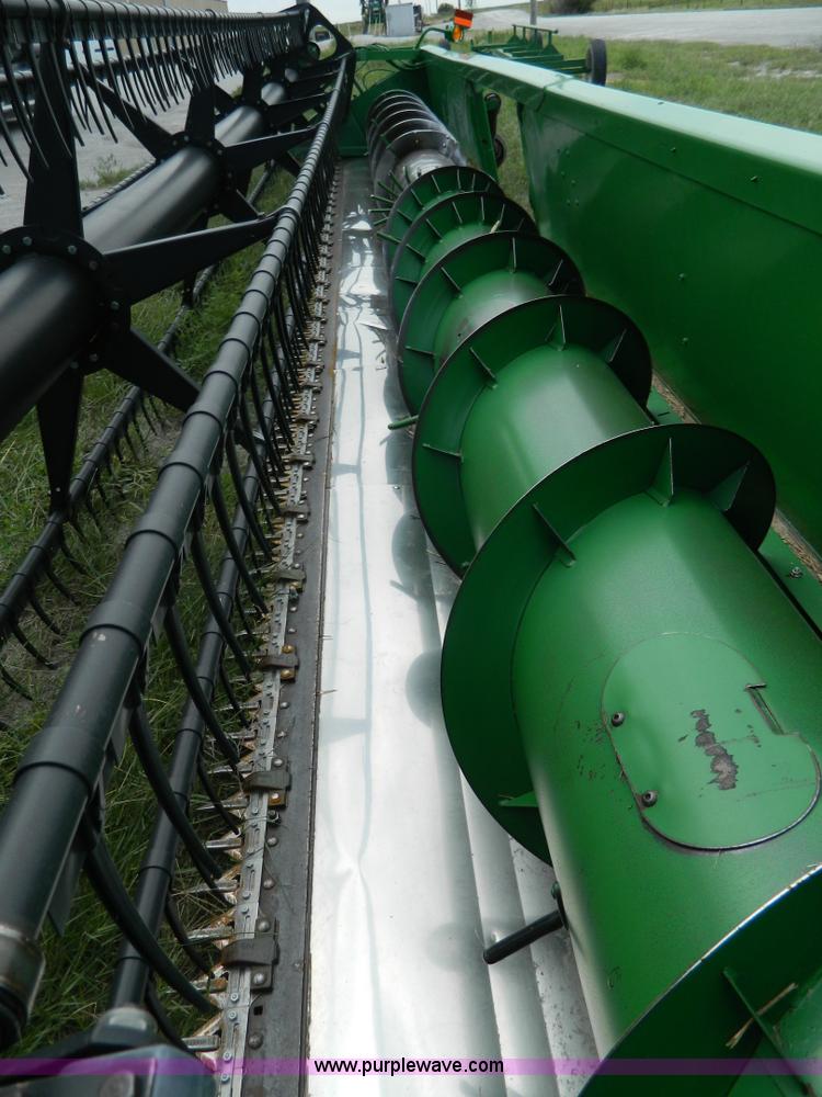 image for item BJ9058 2000 John Deere 930F flex head