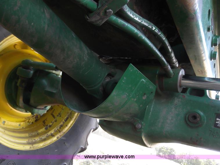 image for item D1650 2006 John Deere 7320 MFWD tractor