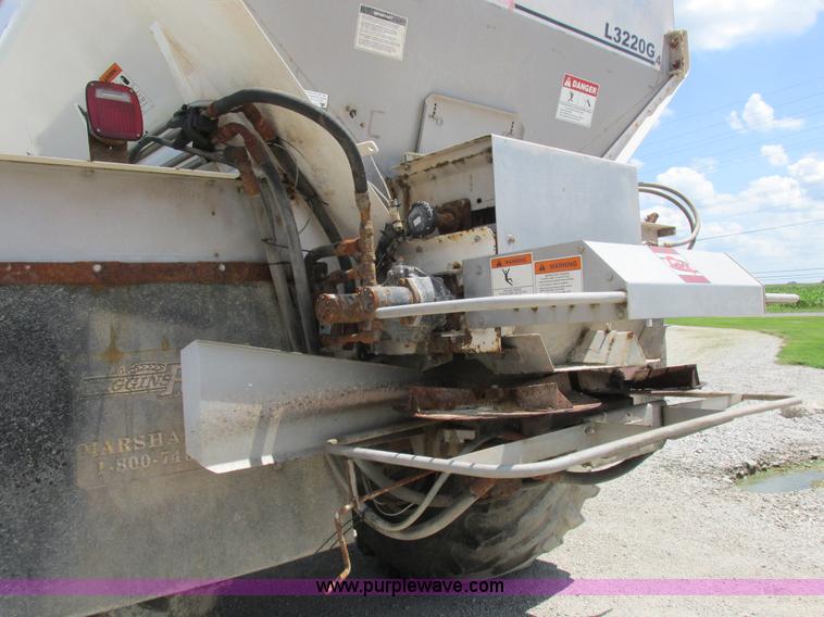 image for item H3257 2002 Sterling L8500 applicator truck