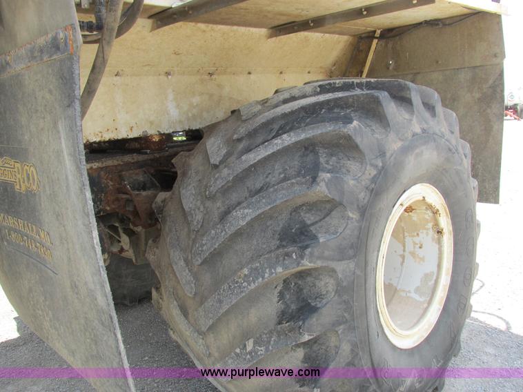 image for item H3257 2002 Sterling L8500 applicator truck