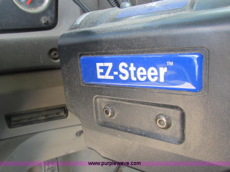 image for item H3257 2002 Sterling L8500 applicator truck