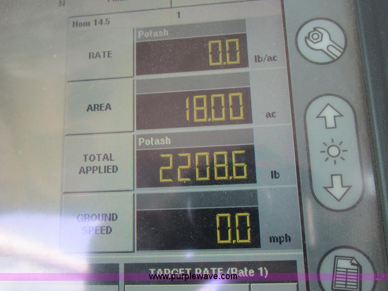 image for item H3257 2002 Sterling L8500 applicator truck