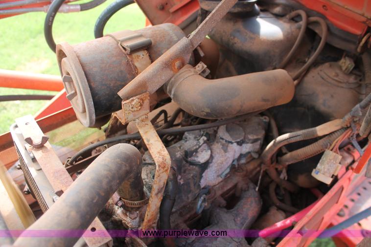 image for item H8148 1991 Kubota B1750HSD MFWD tractor