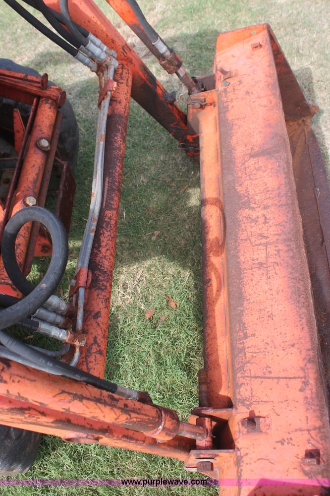 image for item H8148 1991 Kubota B1750HSD MFWD tractor