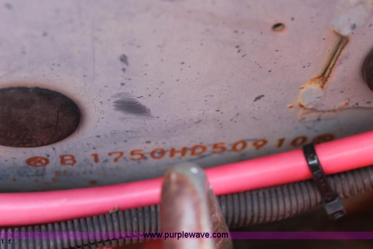 image for item H8148 1991 Kubota B1750HSD MFWD tractor